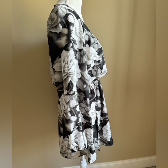 Show Me Your Mumu Rainey Mini Dress in Black/White Floral - Picture 7 of 9